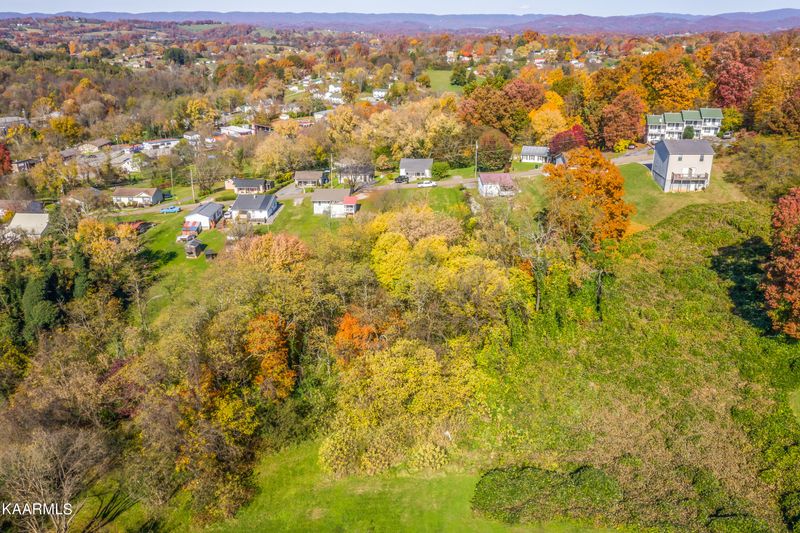 526 Carriger St, Morristown, TN 37814