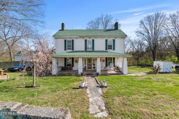 526 Old Middlesboro Hwy, Lafollette, TN 37766