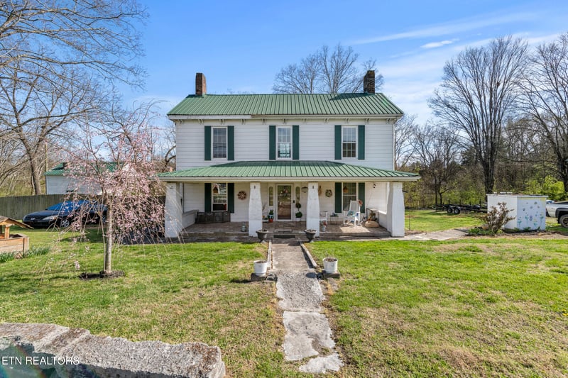 526 Old Middlesboro Hwy, Lafollette, TN 37766