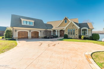 526 Pointe Vista Dr, Rockwood, TN 37854