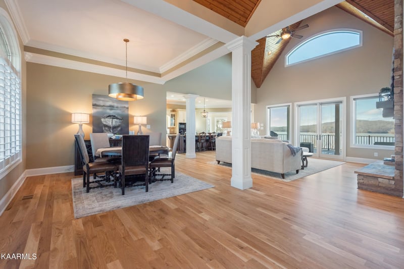 526 Pointe Vista Dr, Rockwood, TN 37854