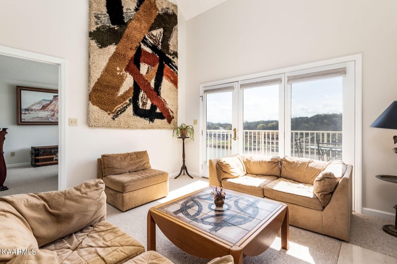 526 Riverfront Way, Knoxville, TN 37915