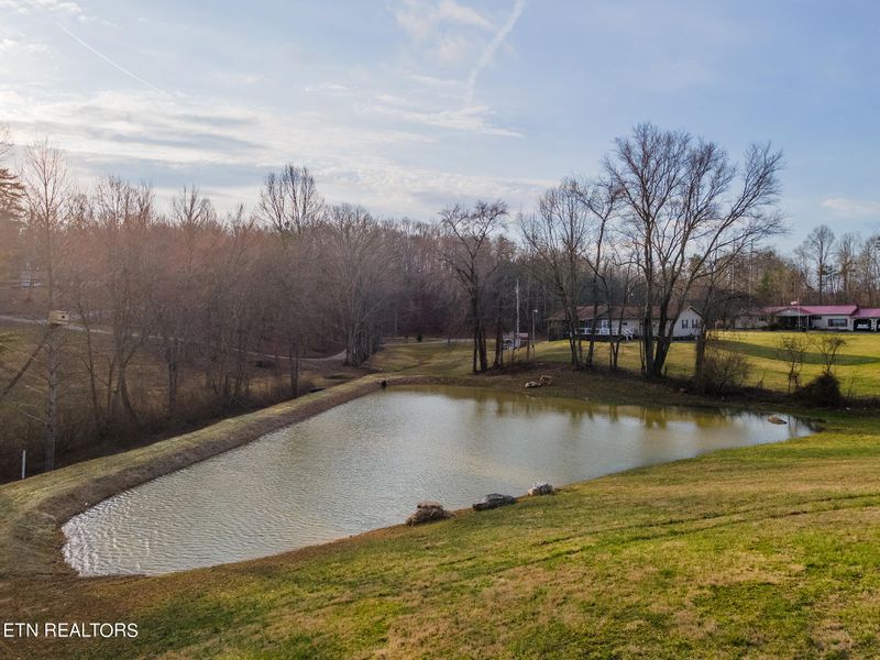 526 Southern Ln, Oneida, TN 37841