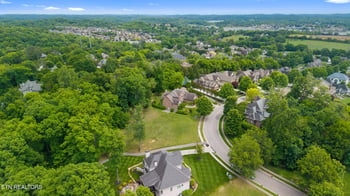 526 Stone Villa Ln, Knoxville, TN 37934