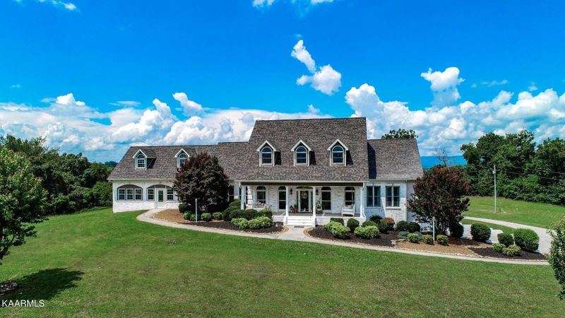 5267 Stuffel Rd, Morristown, TN 37814