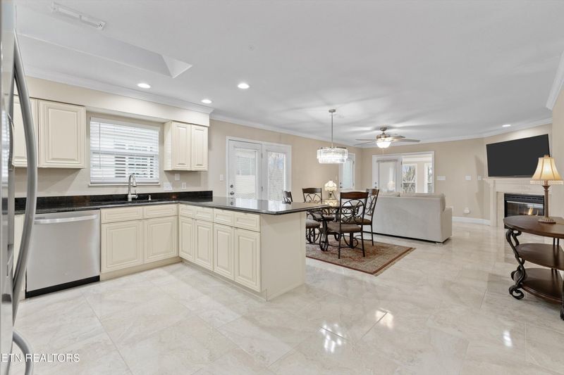 5269 Brig Ln, Knoxville, TN 37914