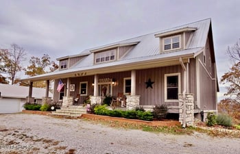 527 Ali Private Ln, Huntsville, TN 37756