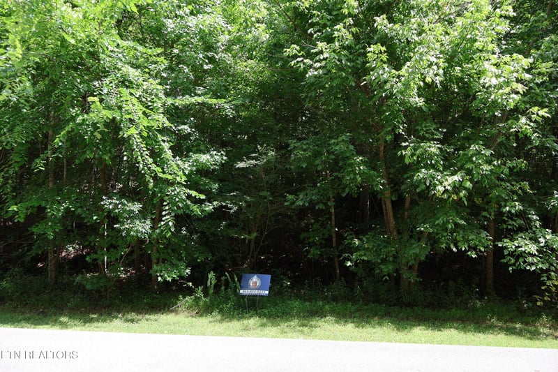 527 Enclave Way, Kingston, TN 37763