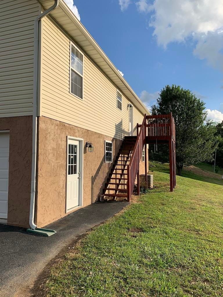 527 Keene Cir, Dandridge, TN 37725