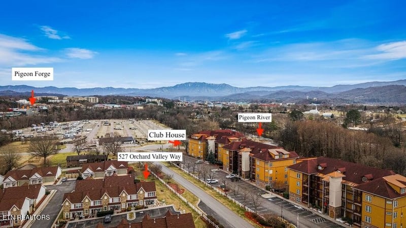 527 Orchard Valley Way, Sevierville, TN 37862