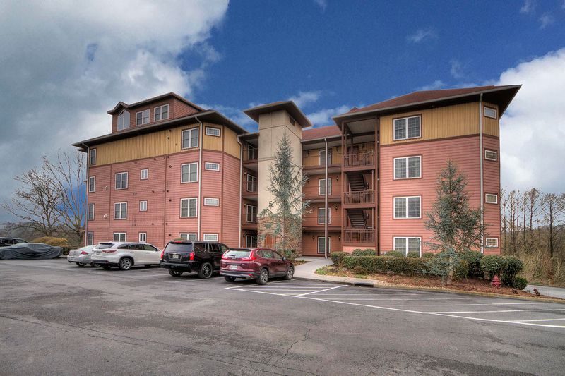 527 River Place Way #513, Sevierville, TN 37862
