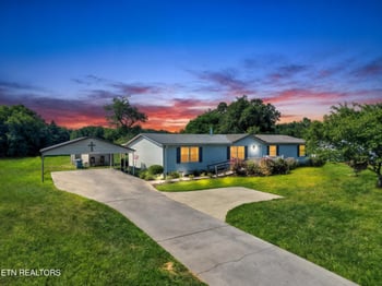 5274 Morganton Blvd, Greenback, TN 37742