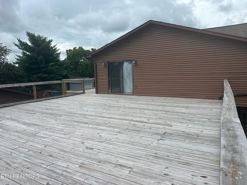 528 Merritt Rd, Maryville, TN 37804