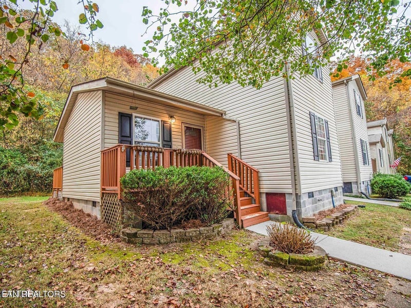 528 Stolman Way, Knoxville, TN 37918