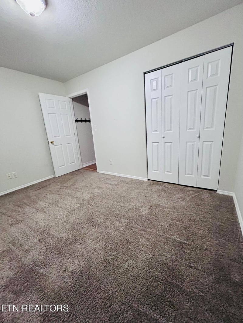528 Stolman Way, Knoxville, TN 37918