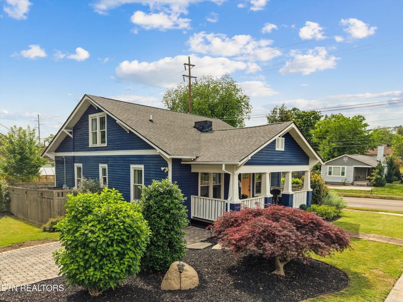 528 W Glenwood Ave, Knoxville, TN 37917