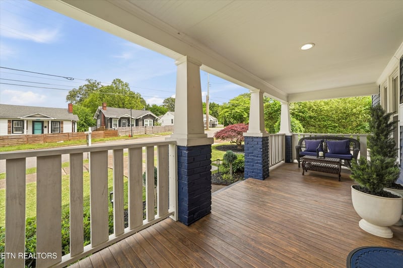 528 W Glenwood Ave, Knoxville, TN 37917