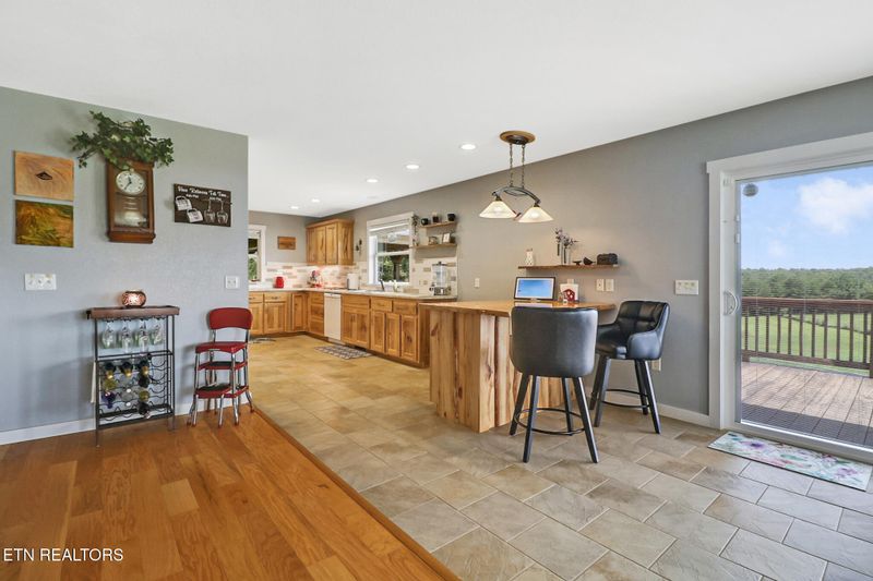 5285 Red Rd, Sparta, TN 38583