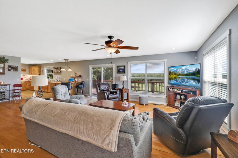5285 Red Rd, Sparta, TN 38583