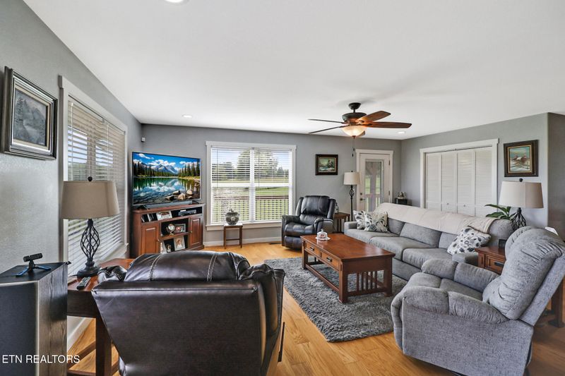 5285 Red Rd, Sparta, TN 38583