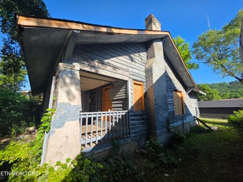 529 Cedar Ave, Knoxville, TN 37917
