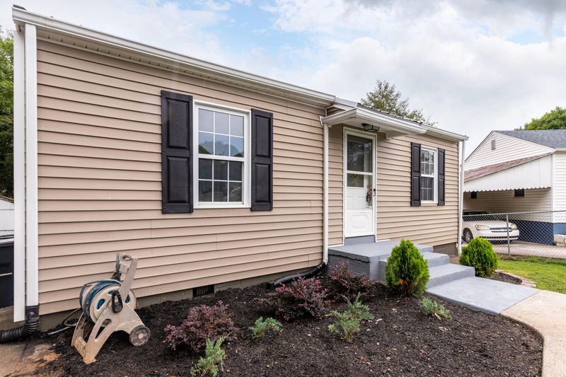529 Jackson Ave, Maryville, TN 37804