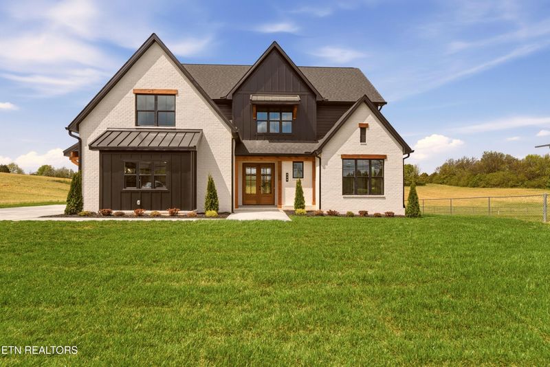 529 Old Glory Rd, Maryville, TN 37801