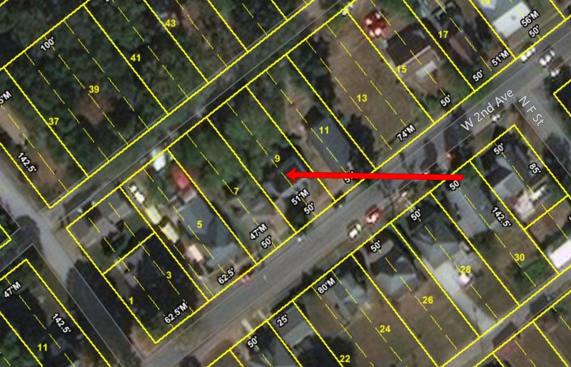 529 W 2nd Ave, Lenoir City, TN 37771
