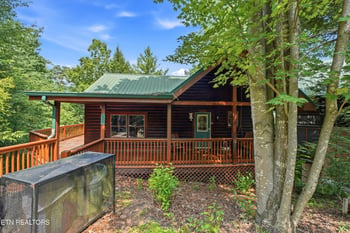 530-4 Chickasaw Gap Way, Pigeon Forge, TN 37863