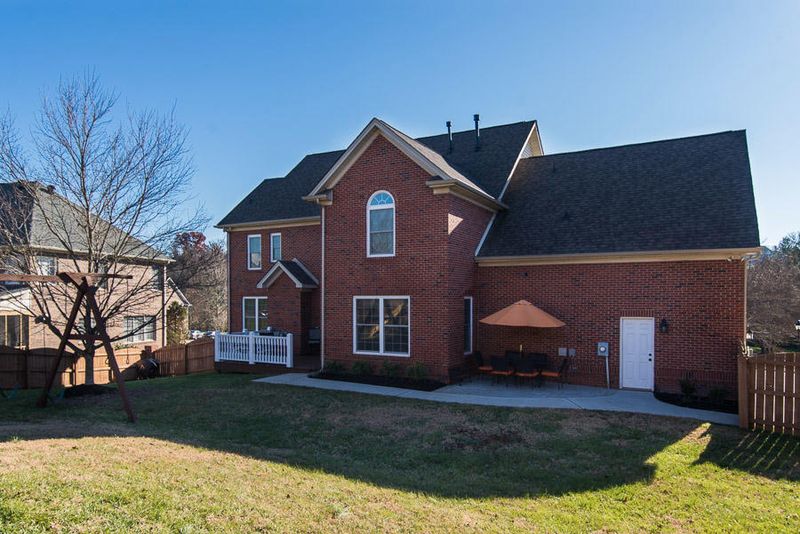 530 Gwinhurst Rd, Knoxville, TN 37934