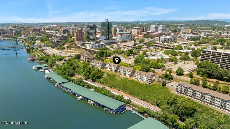 530 Riverfront Way, Knoxville, TN 37915