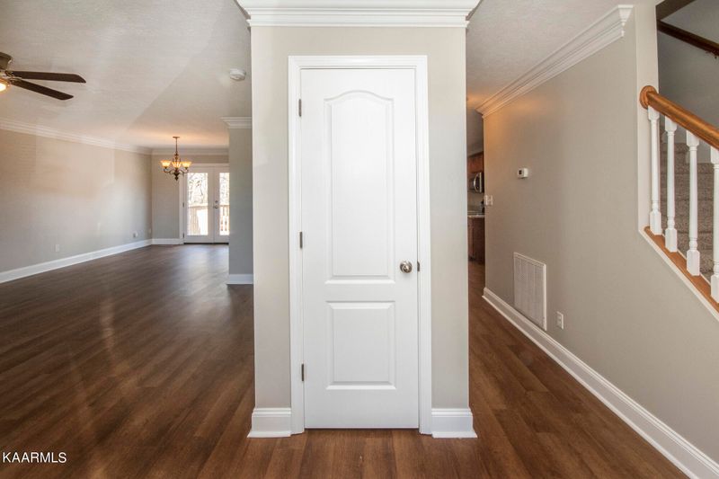 5300 Stricter Ln, Corryton, TN 37721