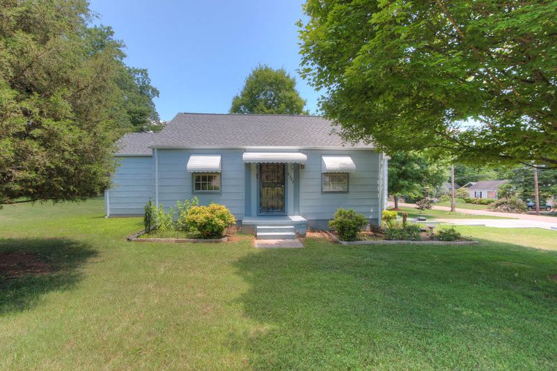 5300 Villa Rd, Knoxville, TN 37918