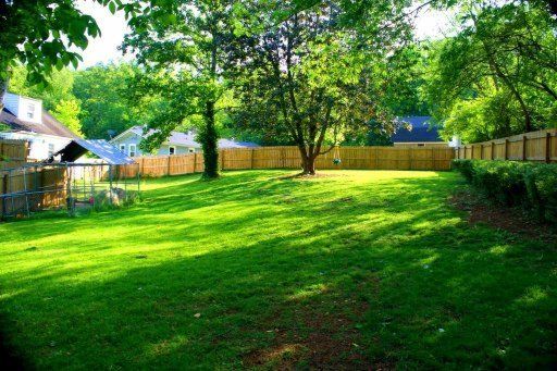 5301 Daphne Dr, Knoxville, TN 37914
