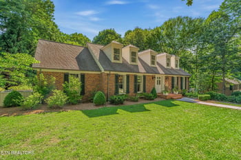 5304 Hickory Hollow Rd, Knoxville, TN 37919