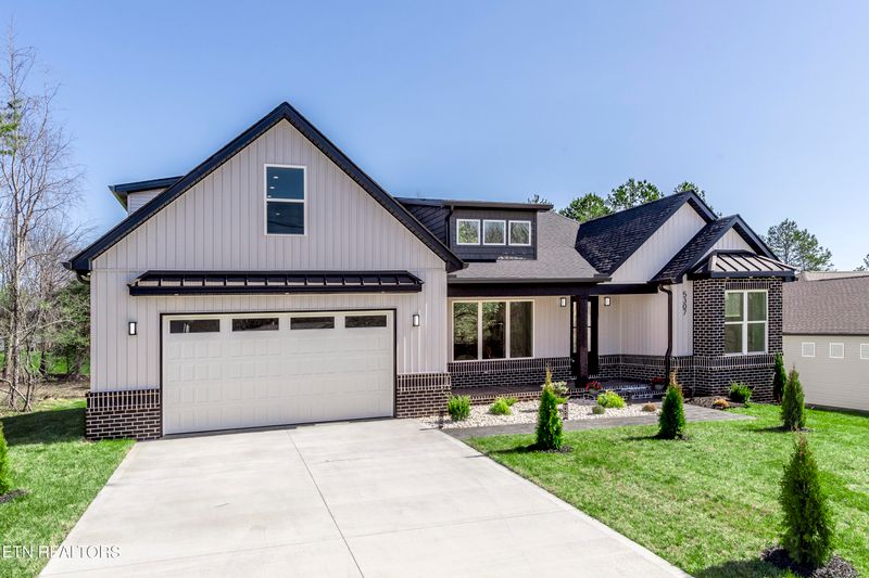 5307 Zion Ridge Rd, Loudon, TN 37774