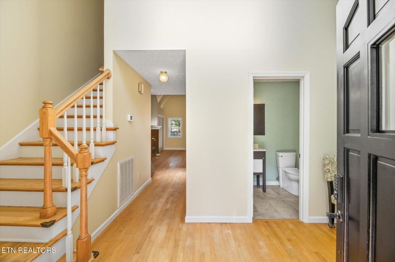 5309 Gloucester Cir, Knoxville, TN 37918