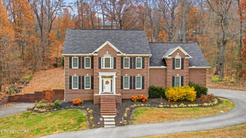 5309 Oak Glade Ln, Knoxville, TN 37918
