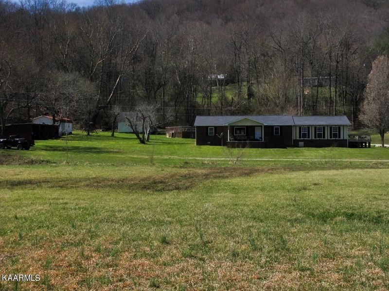 531 Indian Mountain Rd, Jellico, TN 37762