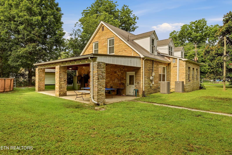 531 N Tellico St, Madisonville, TN 37354