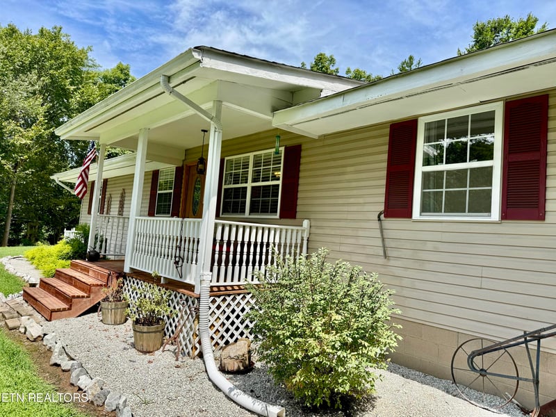 531 Winona Rd, Huntsville, TN 37756