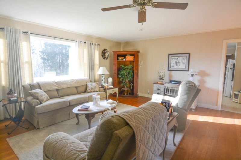 5312 E Sunset Rd, Knoxville, TN 37914