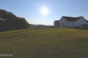 5316 Old Niles Ferry Rd, Maryville, TN 37801