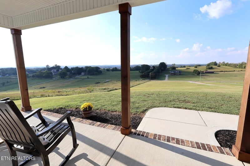 5316 Old Niles Ferry Rd, Maryville, TN 37801