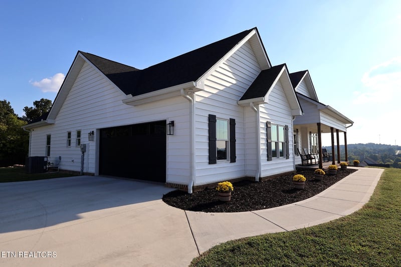 5316 Old Niles Ferry Rd, Maryville, TN 37801