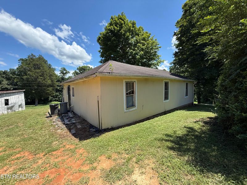 532 Harless Rd, Corryton, TN 37721