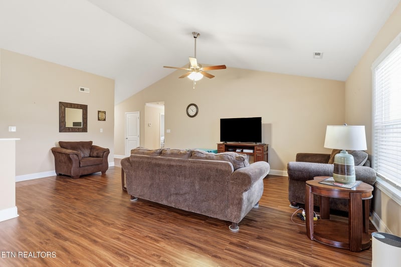 532 Valley Vista Way, Maryville, TN 37801