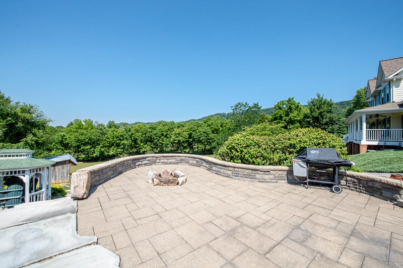 532 Whispering Horse Tr, Rockford, TN 37853