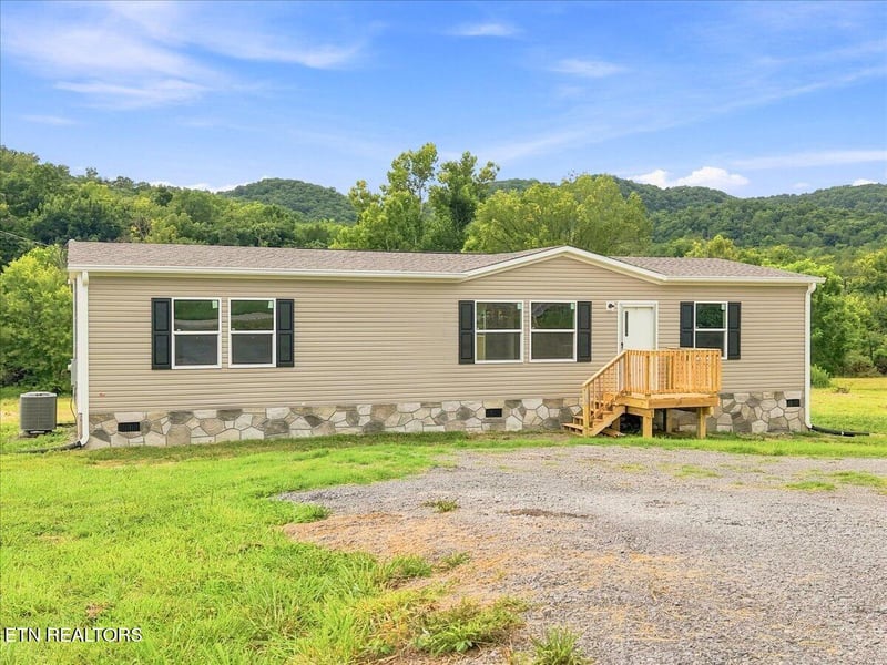 5320 Rutledge Pike, Rutledge, TN 37861