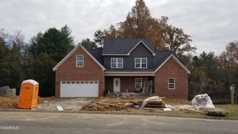 5324 Golden Eagle Ln, Corryton, TN 37721